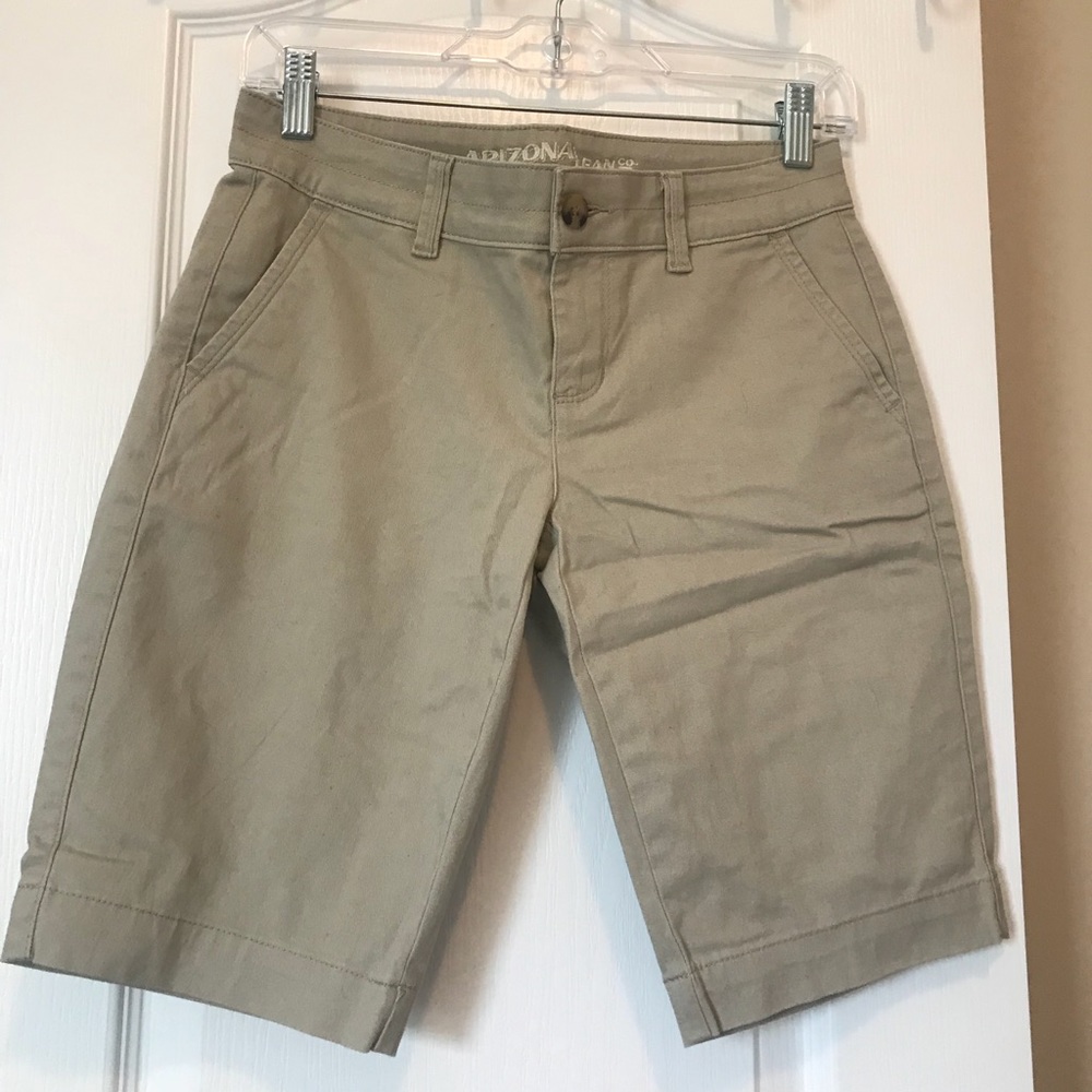 khaki shorts